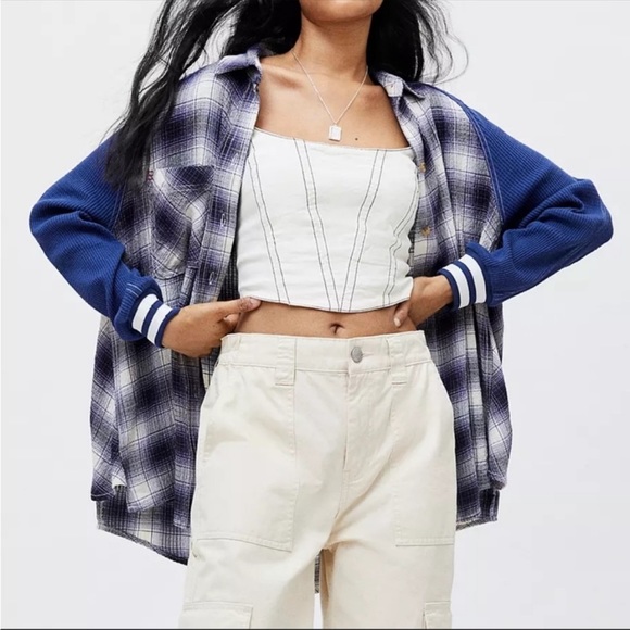 Urban Outfitters Top - Picture 1 of 4
